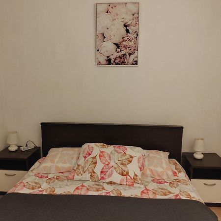 Apartments Sandra 1335 Πούλα Εξωτερικό φωτογραφία