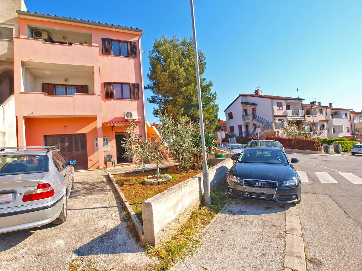 Apartments Sandra 1335 Πούλα Εξωτερικό φωτογραφία