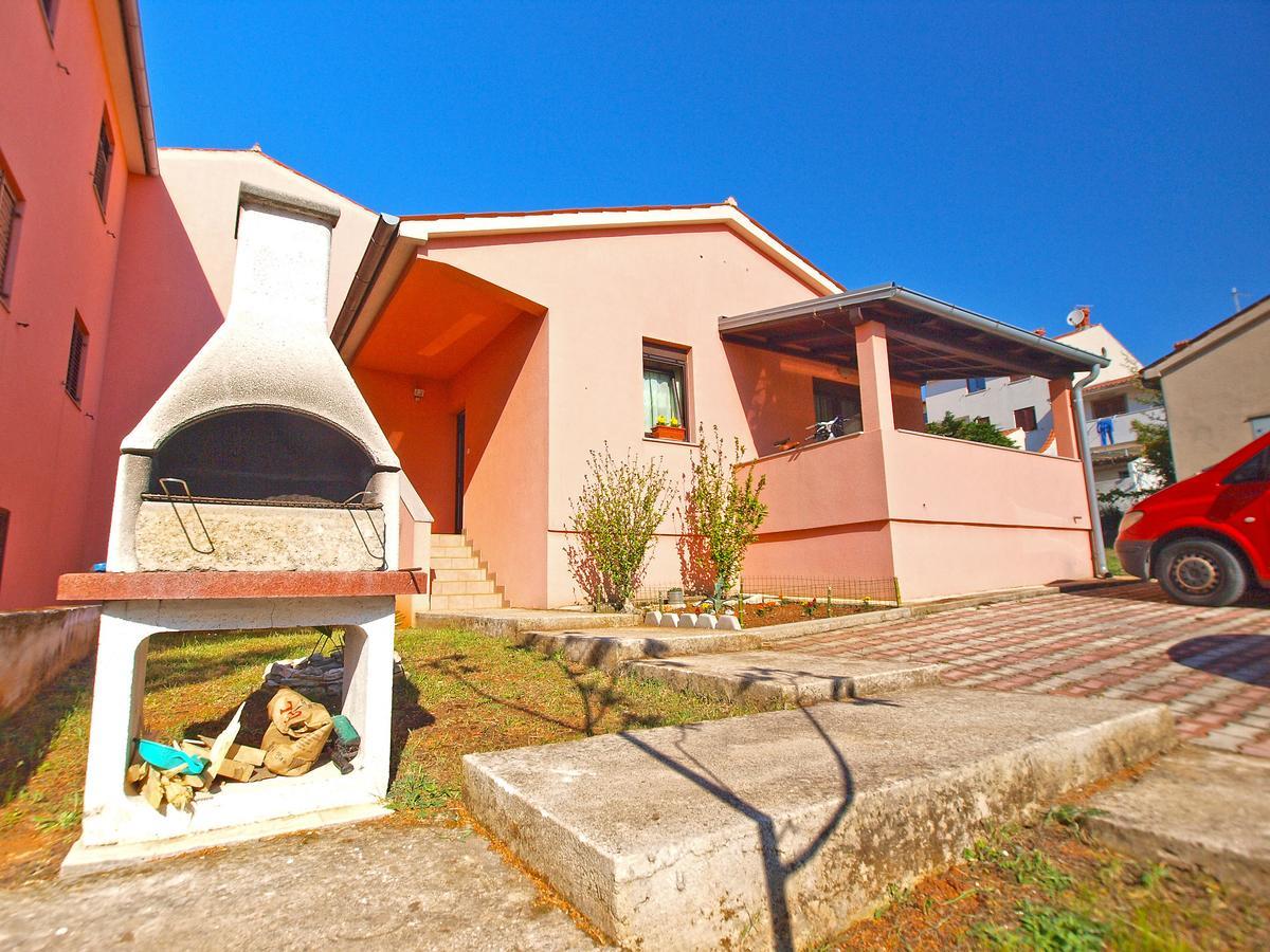 Apartments Sandra 1335 Πούλα Εξωτερικό φωτογραφία